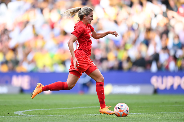 CanWNT forward, Cloé Lacasse, dribbles the ball on September 3, 2022