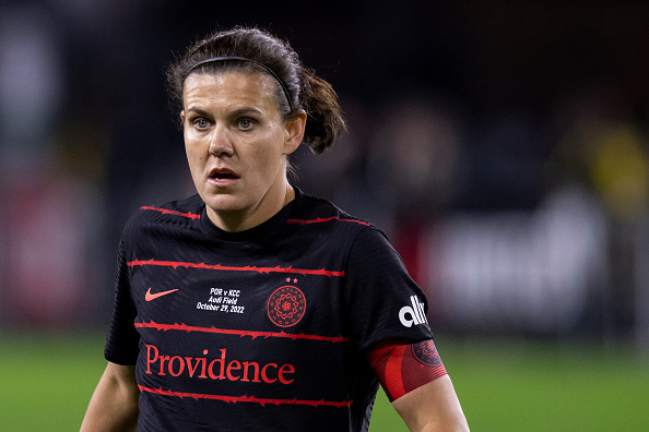 Portland Thorns Forward, Christine Sinclair, has Re-signed for One More Year in the First NWSL Free Agency Period