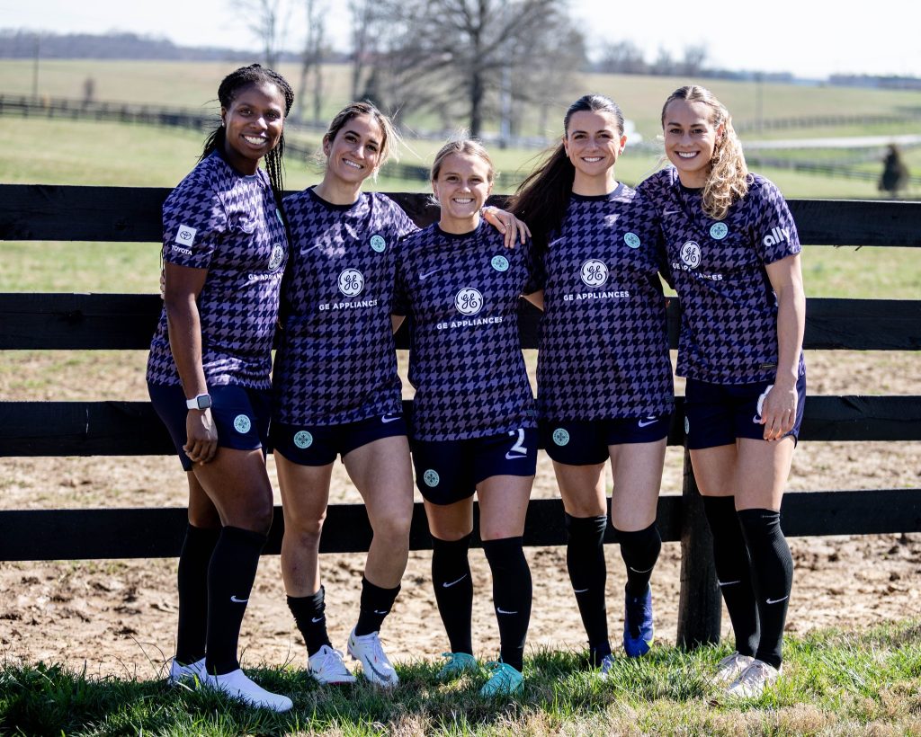 Reviewing all the new NWSL kits for 2023: The bold and the basic - The  Athletic