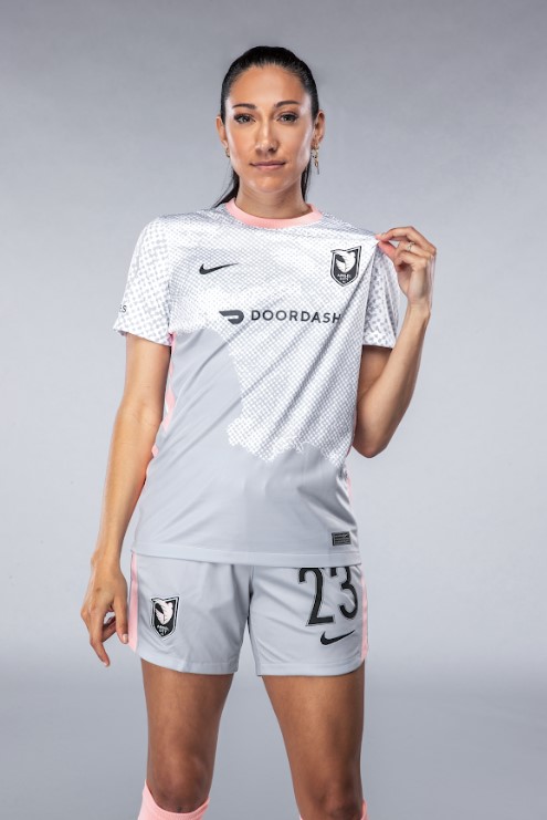 Reviewing all the new NWSL kits for 2023: The bold and the basic - The  Athletic