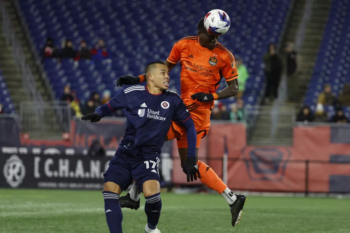 Bobby Wood in action vs the Houston Dynamo
