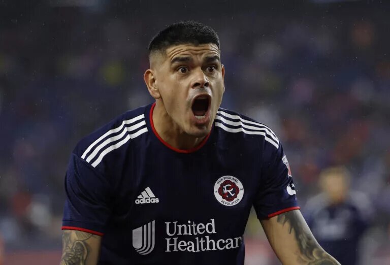 Revs forward Gustavo Bou