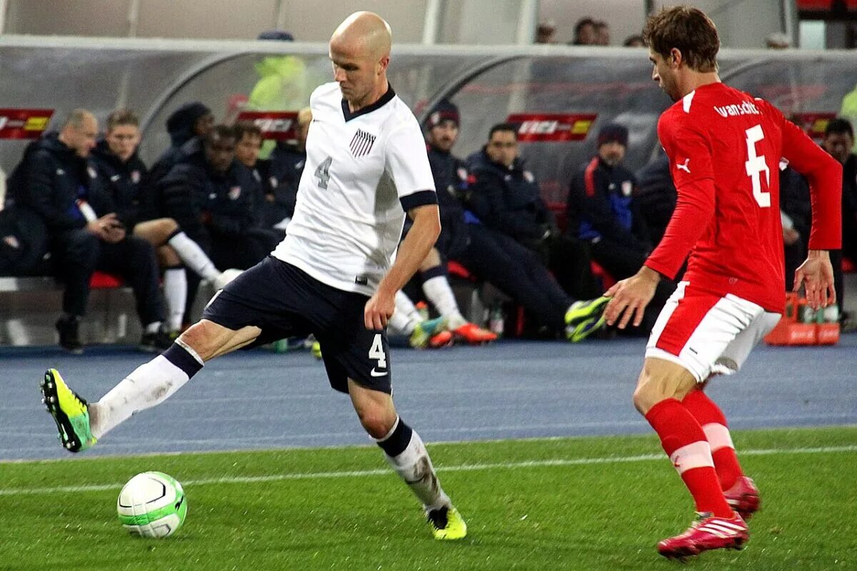 USMNT Midfielder Michael Bradley With the Ball