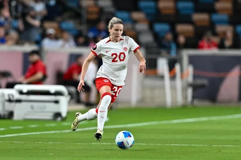 CanWNT Player Cloé Lacasse With The Ball Against El Salvador
