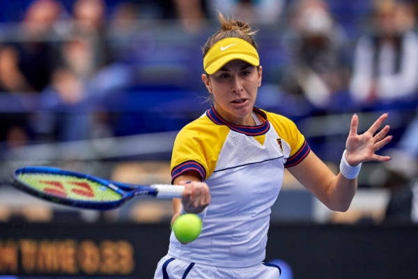 Belinda Bencic in action ahead of the WTA Sydney Tennis Classic.