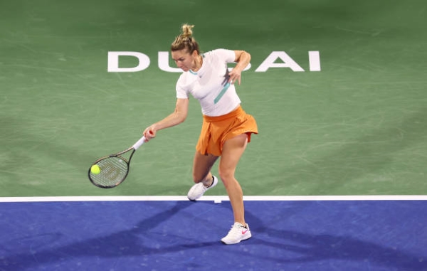 WTA Dubai semifinalist Simona Halep in action.