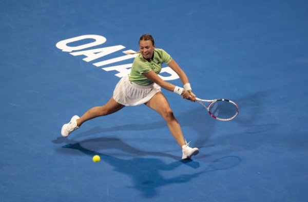 Anett Kontaveit in action at the WTA Qatar Open.