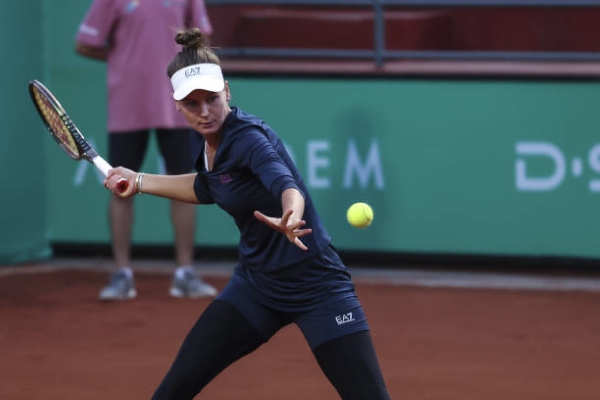 Veronika Kudermetova in action at the WTA Istanbul Cup.