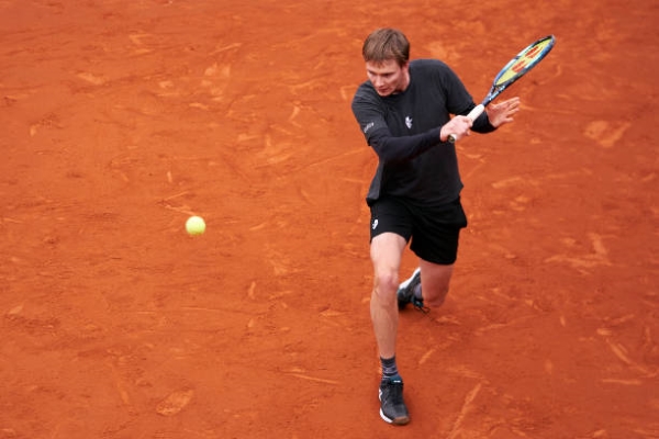 Alexander Bublik in action ahead of the French Open.