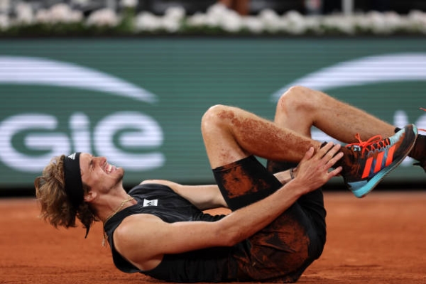 Alexander Zverev retired from the French Open semifinals after an injury.