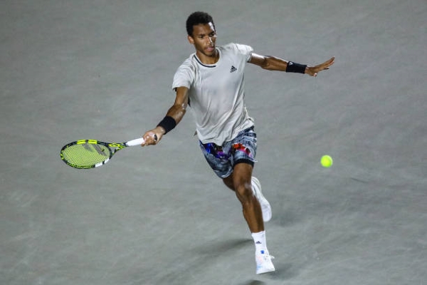 Felix Auger-Aliassime in action at the ATP Los Cabos Open.