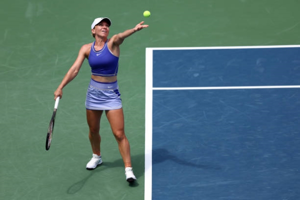 Simona Halep in action at the WTA Washington Open.