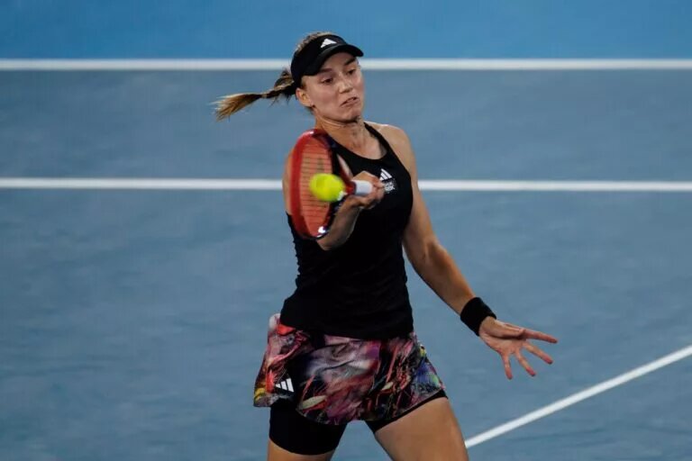 Elena Rybakina in action in ahead of the WTA Abu Dhabi Open.