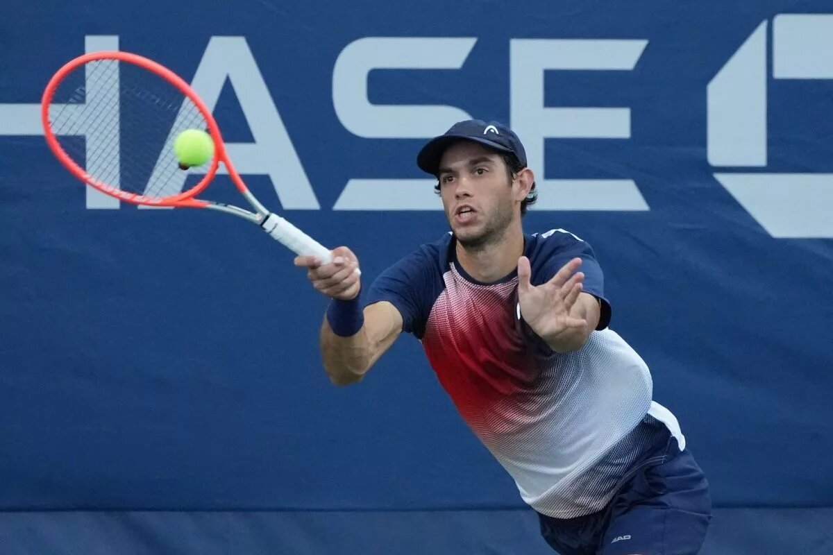 Nuno Borges, a Challenger Tour champion, in action.