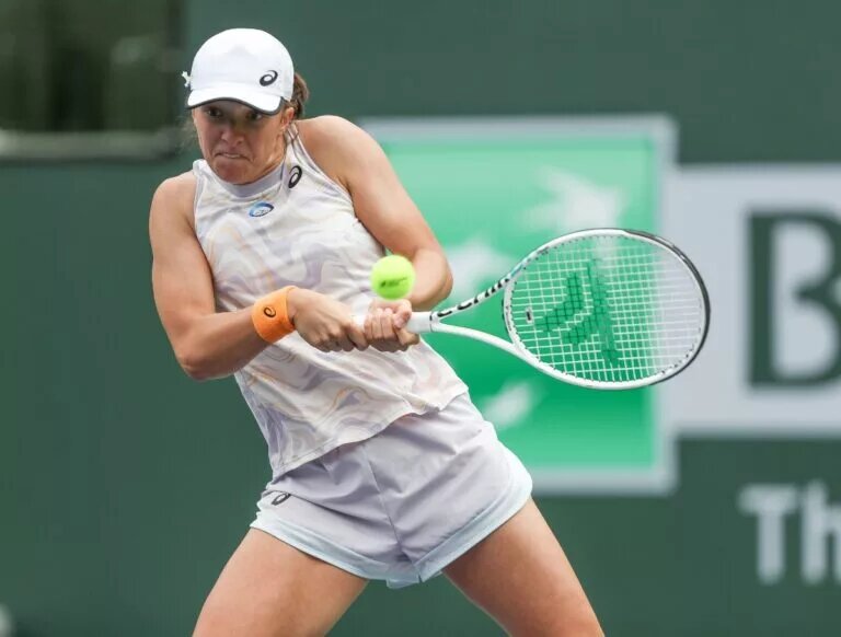 Iga Swiatek in action at the WTA Indian Wells Open.