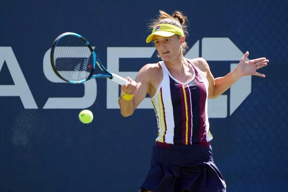 Irina-Camelia Begu in action ahead of the French Open.