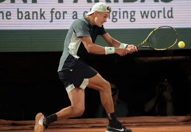 Holger Rune in action ahead of the ATP Rome Masters.