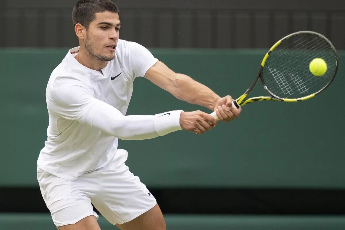 ATP Queen's Club finalist Carlos Alcaraz in action.
