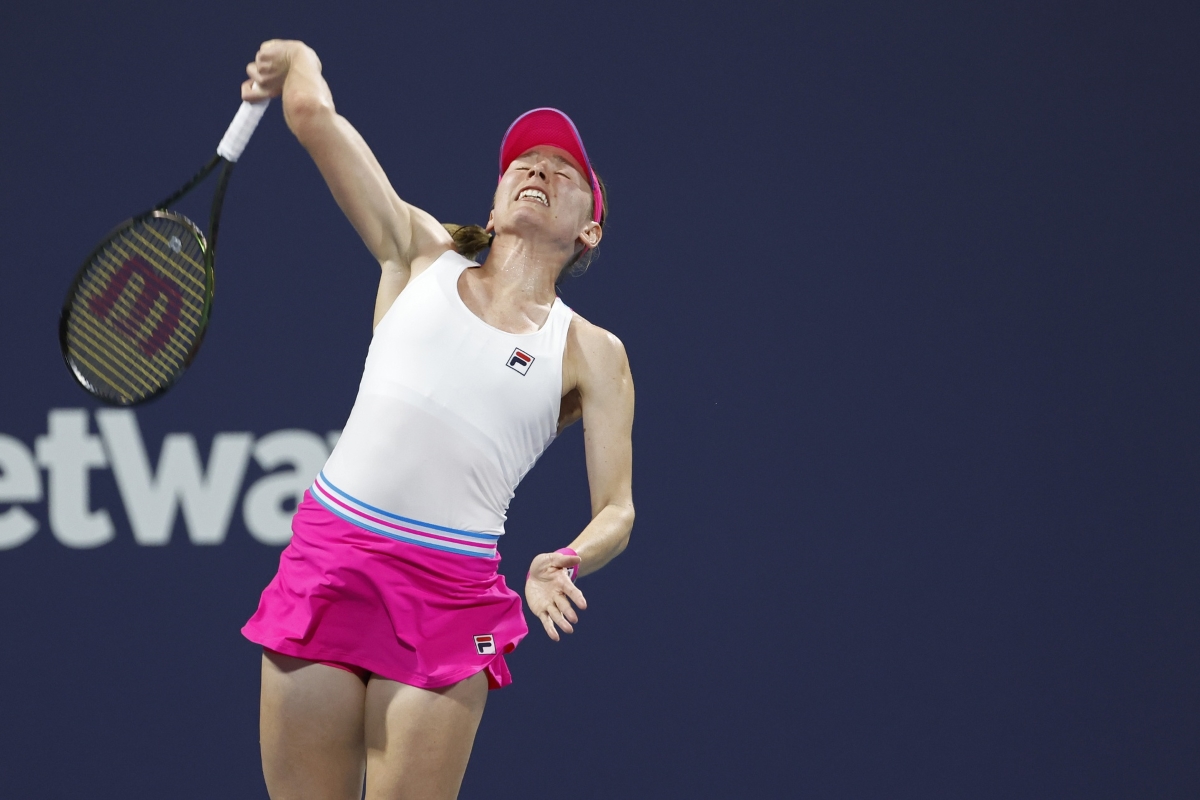 Ekaterina Alexandrova in action at the WTA Den Bosch Open.