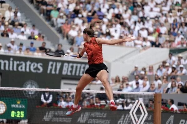 WTA Wimbledon First Round Best Bets Including Karolina Muchova vs Anastasia Zakharova