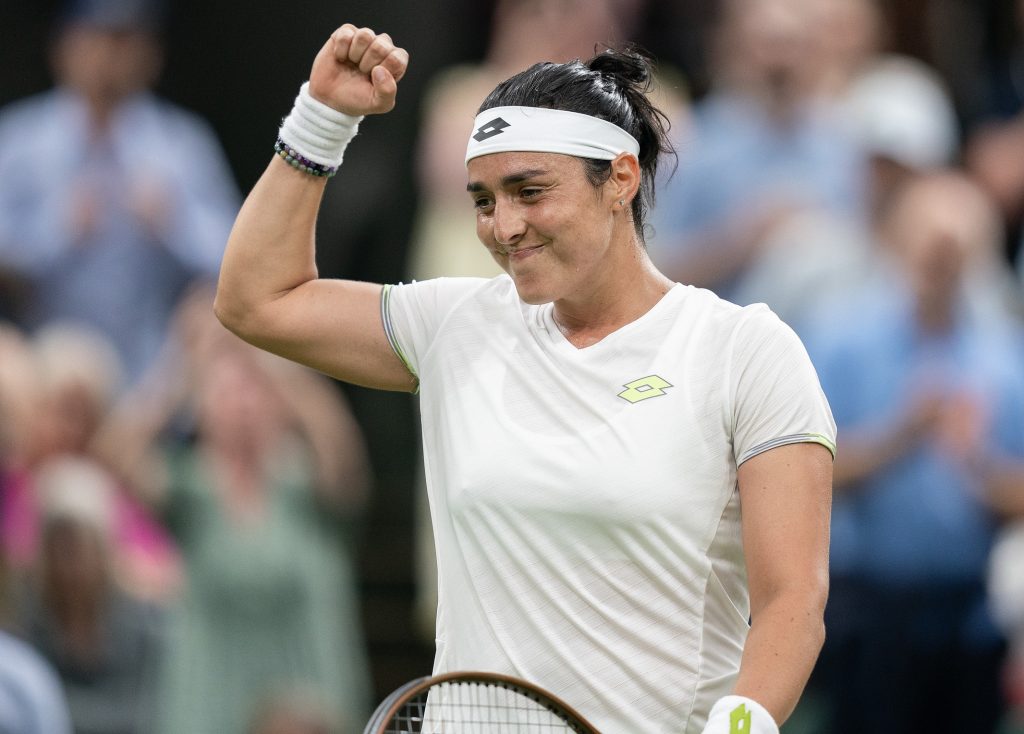 Wimbledon 2023: Marketa Vondrousova defeats Ons Jabeur for first Slam title