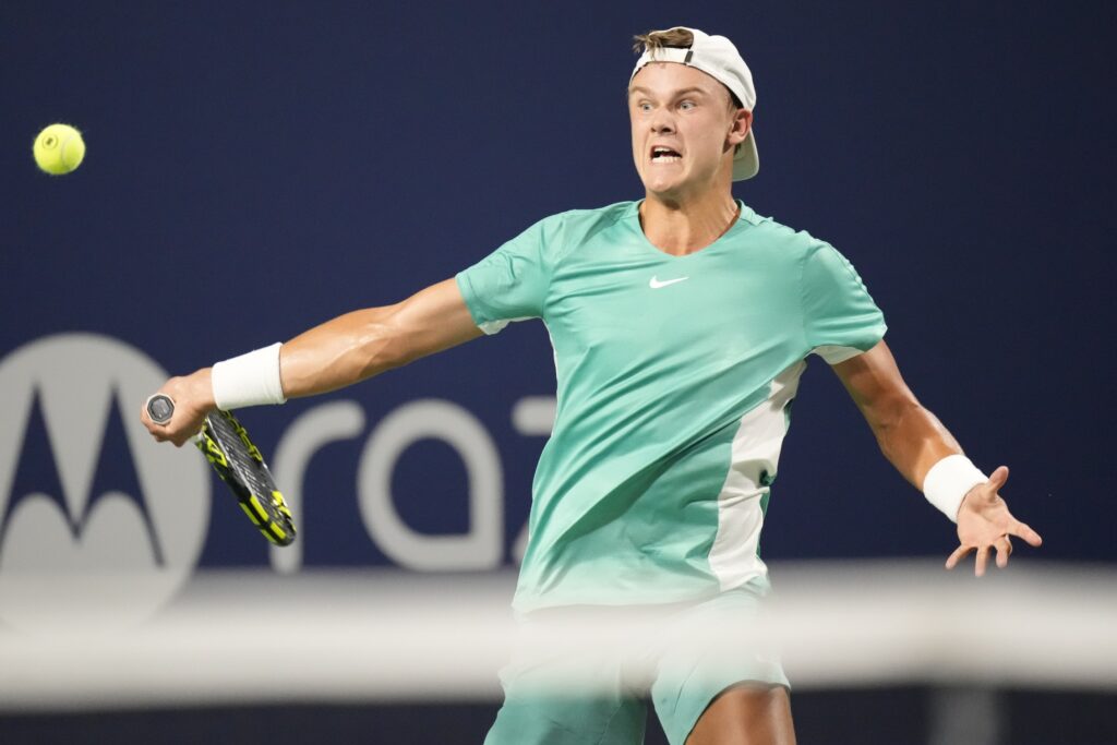 Holger Rune in action ahead of the ATP Basel Open.