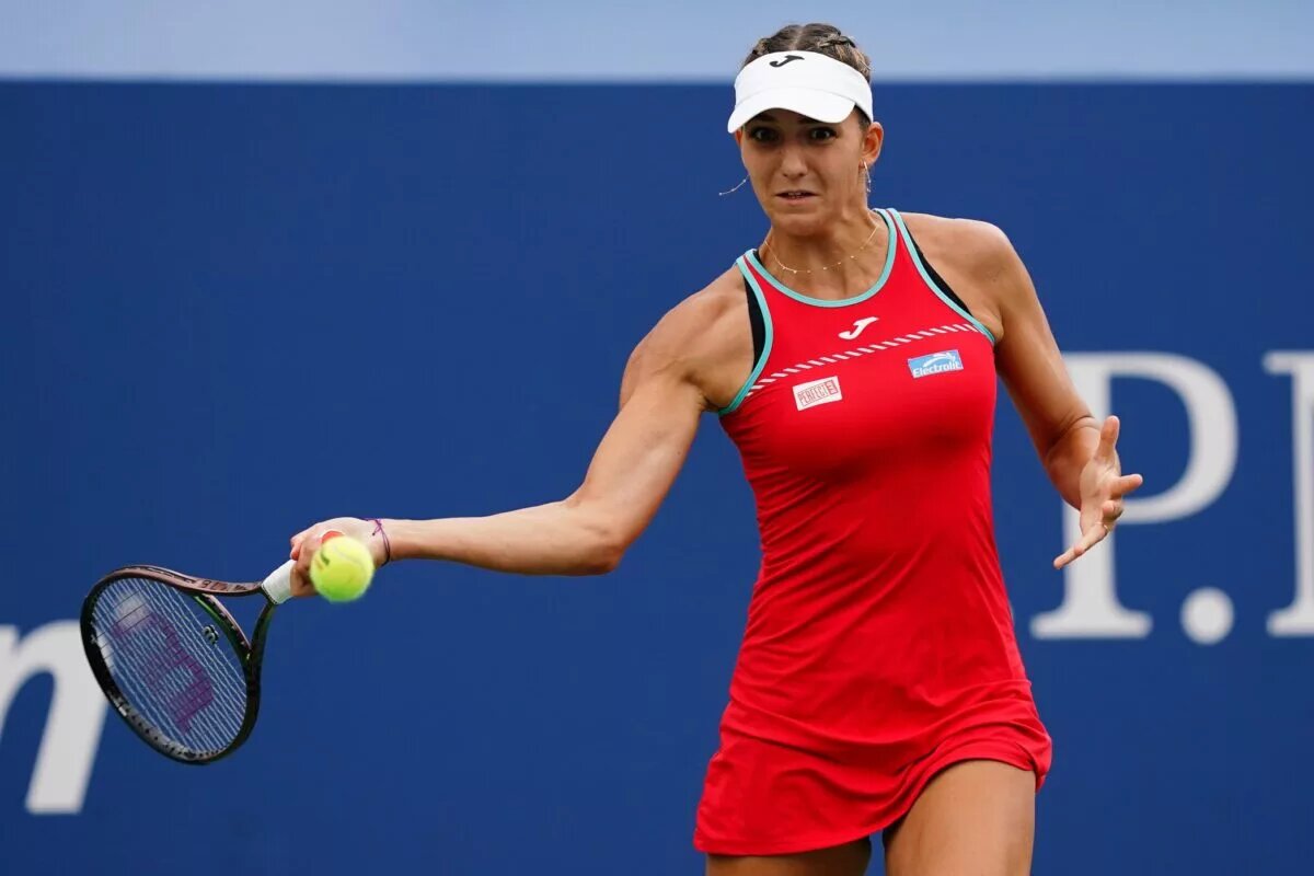 Rebeka Masarova in action ahead of the WTA Cluj-Napoca Open.