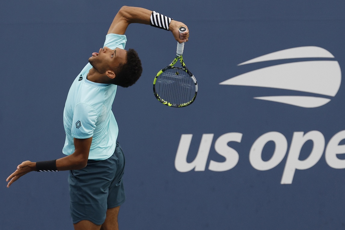 Felix Auger-Aliassime in action ahead of the ATP Tokyo Open.