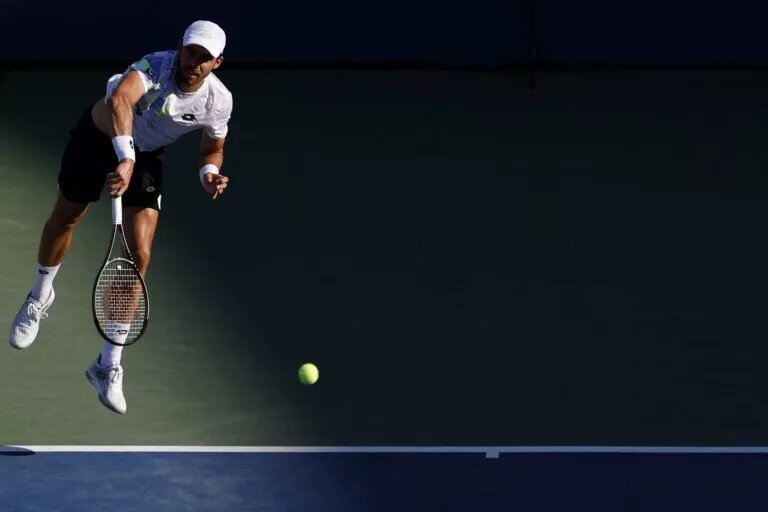 Benjamin Bonzi in action ahead of the ATP Antwerp Open.