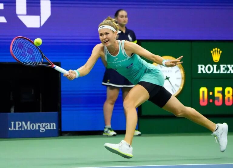 Marie Bouzkova in action ahead of the WTA Prague Open.