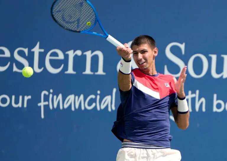 Alexei Popyrin in action ahead of the ATP Brisbane International.