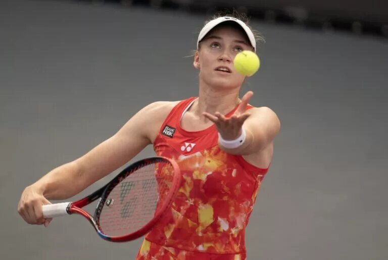 Elena Rybakina in action at WTA Ningbo.