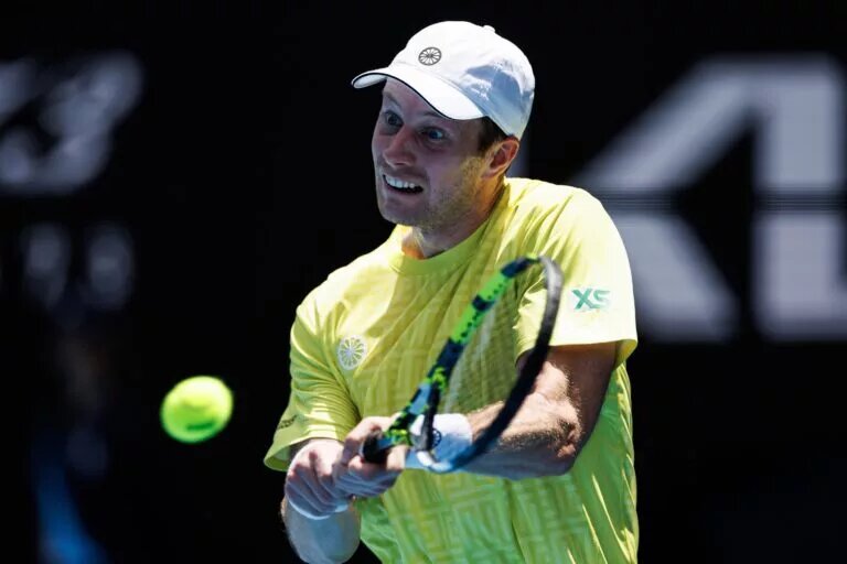 Botic van de Zandschulp in action ahead of the ATP Doha Open.