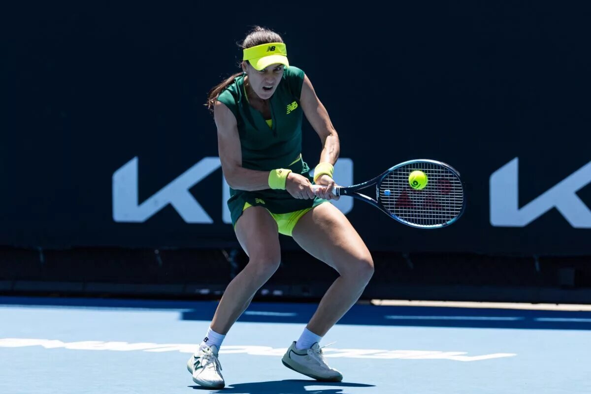 Sorana Cirstea in action ahead of the WTA Cluj-Napoca.