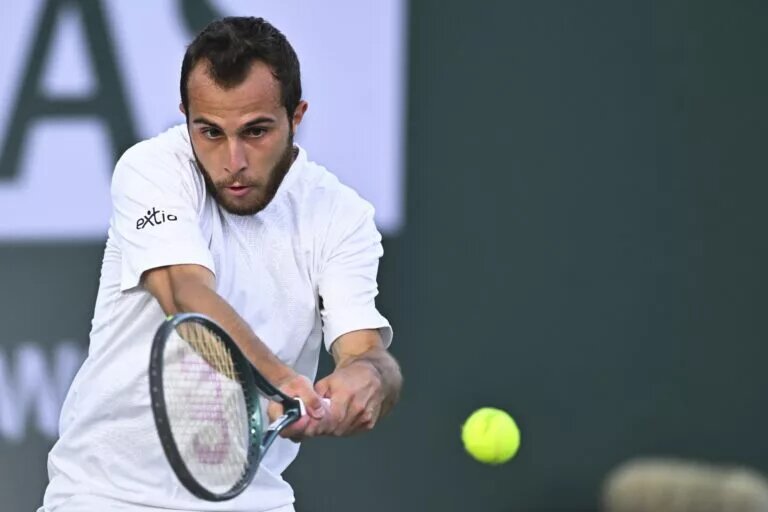 Hugo Gaston in action ahead of ATP Marrakech.