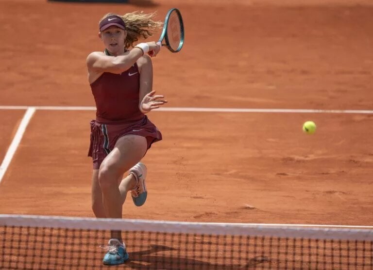 Mirra Andreeva in action at the French Open,