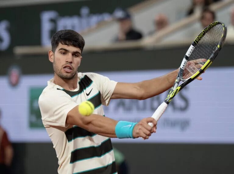 Carlos Alcaraz in action ahead of ATP Queen's Club.