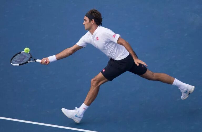 Roger Federer in action.