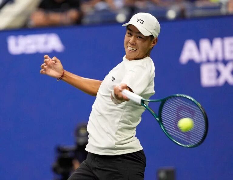 Learner Tien in action ahead of the Next Gen ATP Finals.
