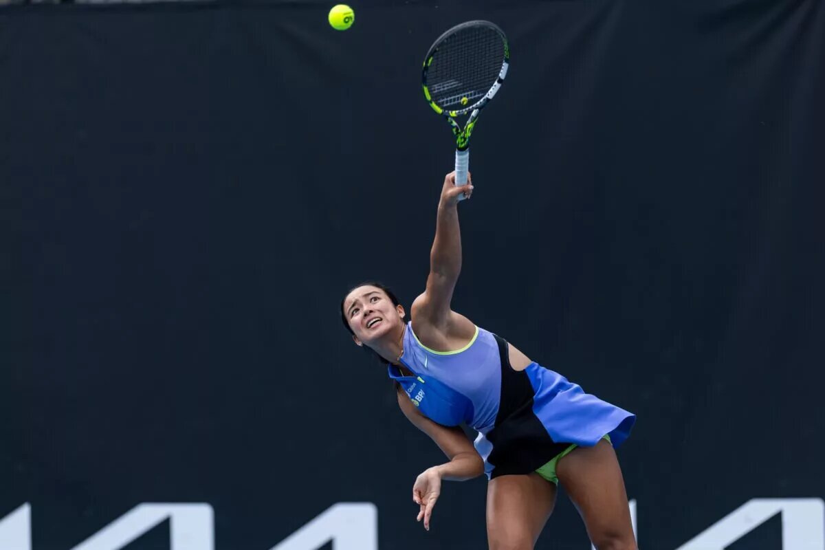 Alexandra Eala in action ahead of WTA Dubai.