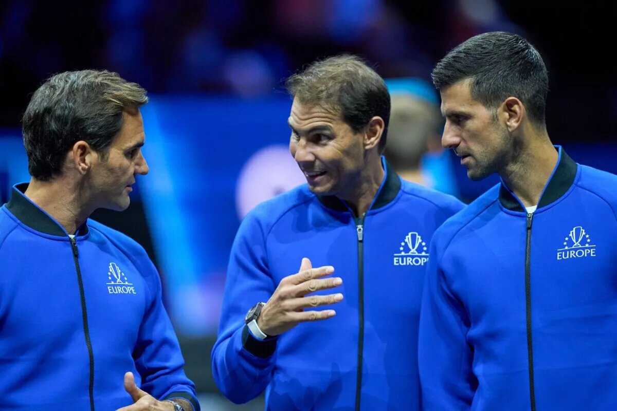 The Big Three in discussion.