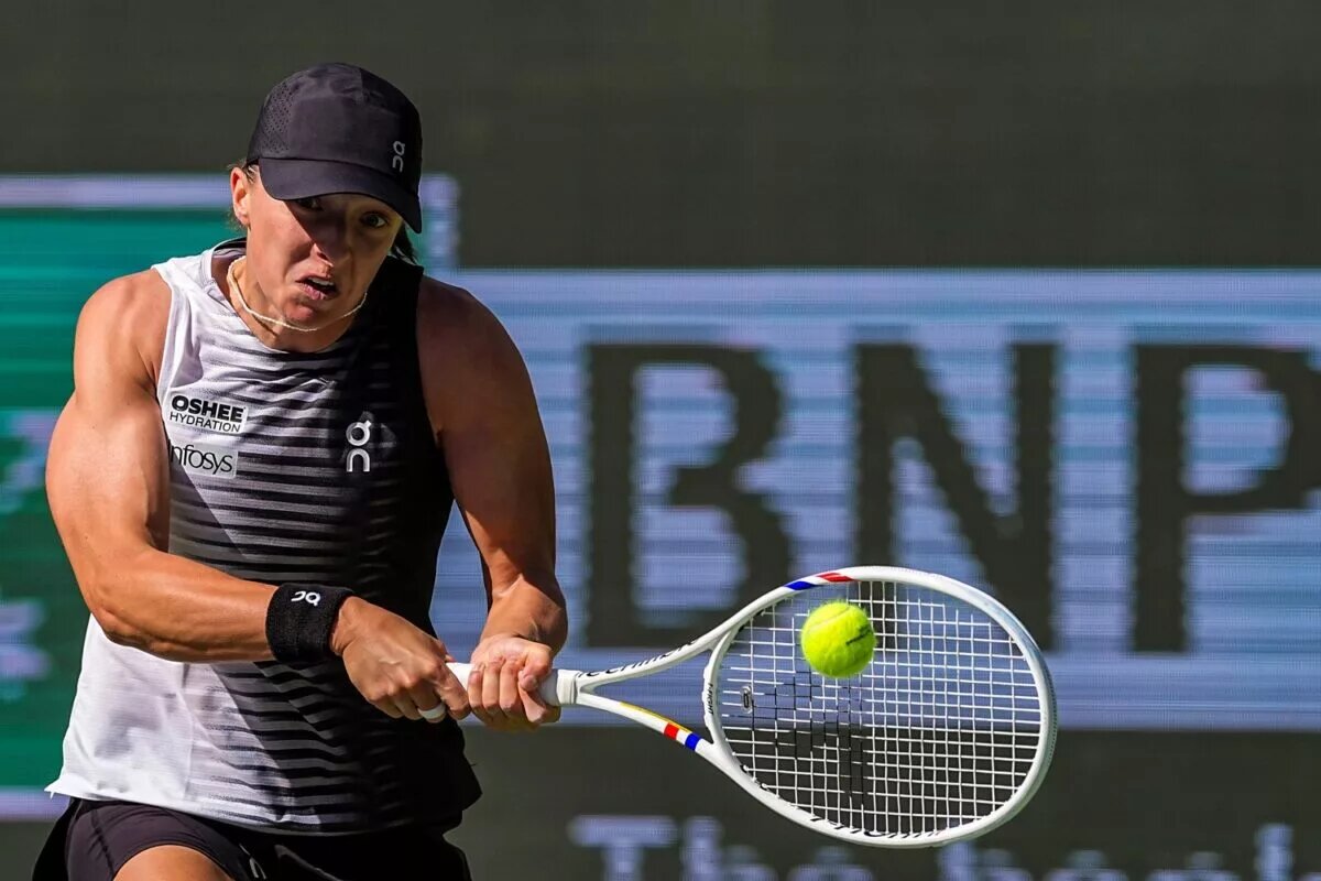 Iga Swiatek in action at the WTA Indian Wells Open.