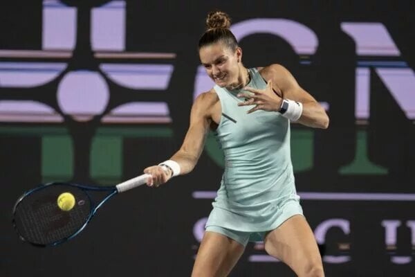 WTA Nottingham Day 1 Predictions Including Maria Sakkari vs Qinwen Zheng