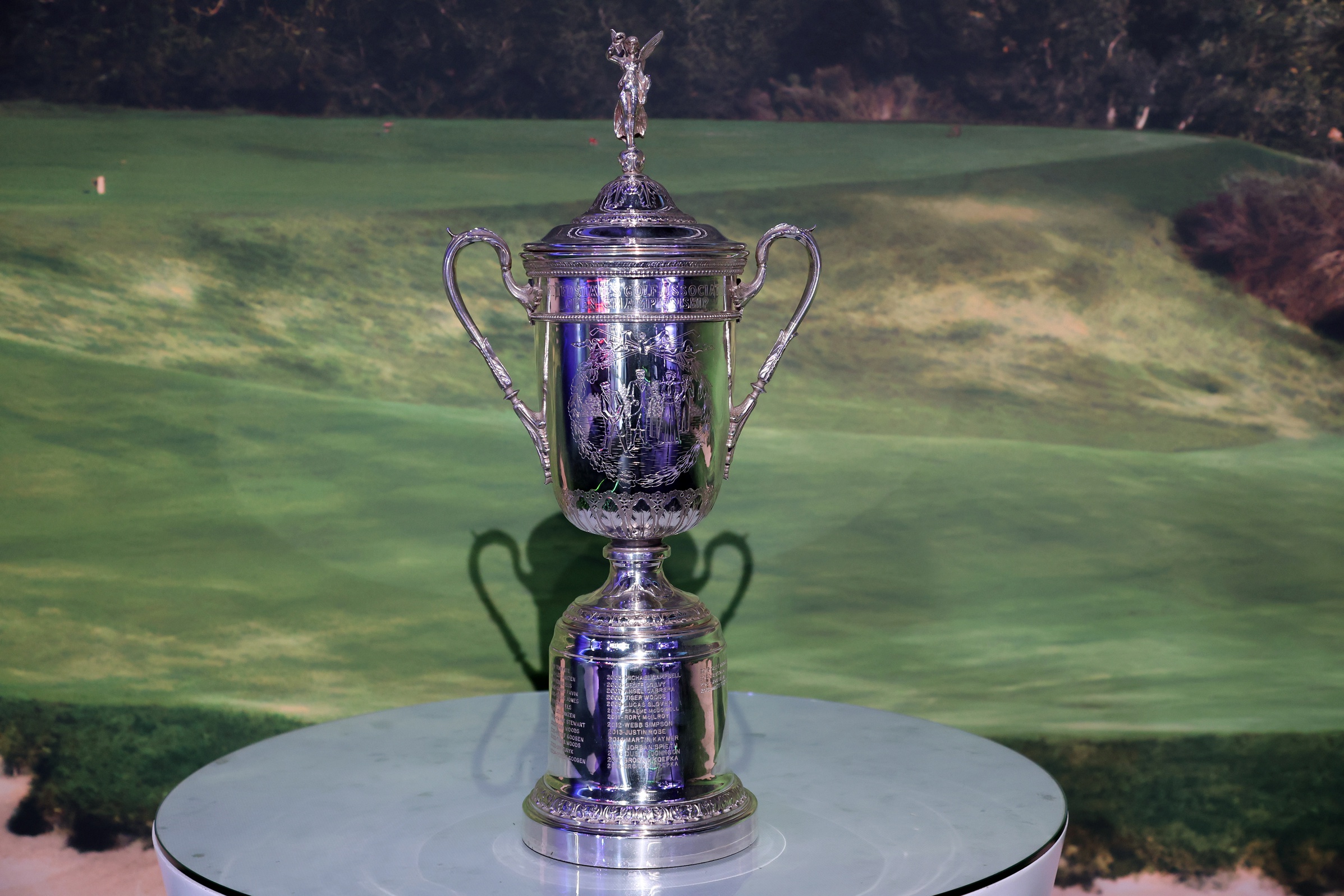 US Open 2023 trophy