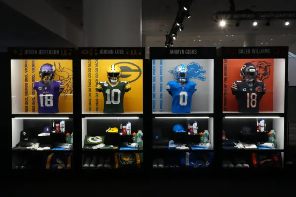 ESPN makes controversial tie-breaker decision in top-10 NFL QB rankings between Caleb Williams and Jordan Love