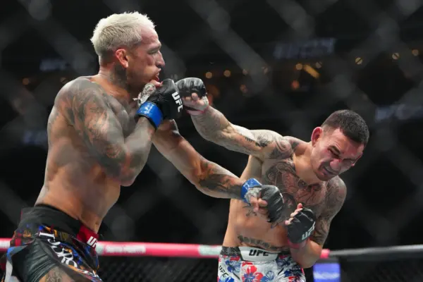 Charles Oliveira Claims Conor McGregor Handpicked Max Holloway Over Him for UFC 329 Return