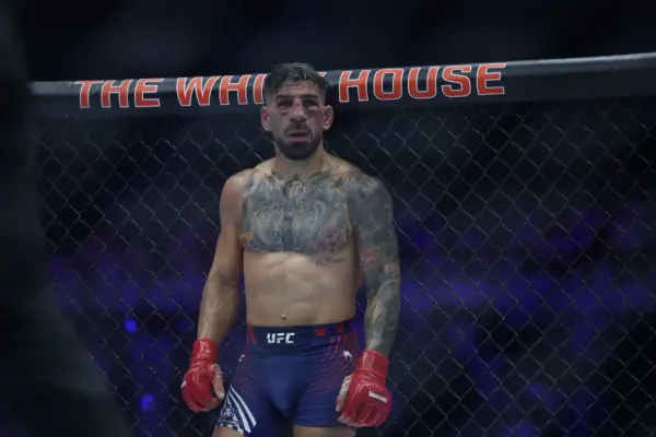 Ilia Topuria’s Trainer Offers Encouraging Health Update, Hints at December 2026 UFC Comeback 