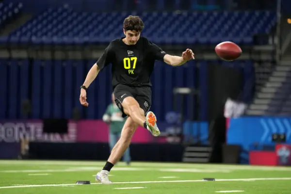 Is One Giants Kicker Pulling Ahead in the Race for the Starting Job?