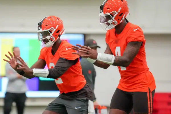 Deshaun Watson Starting, Getting QB1 Reps Makes Zero Sense for Browns