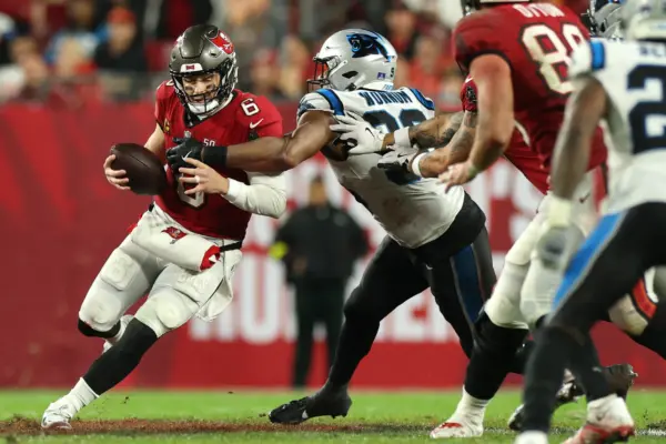 Netflix’s “Quarterback” Reveals Shocking Injuries Baker Mayfield Played Through In 2025